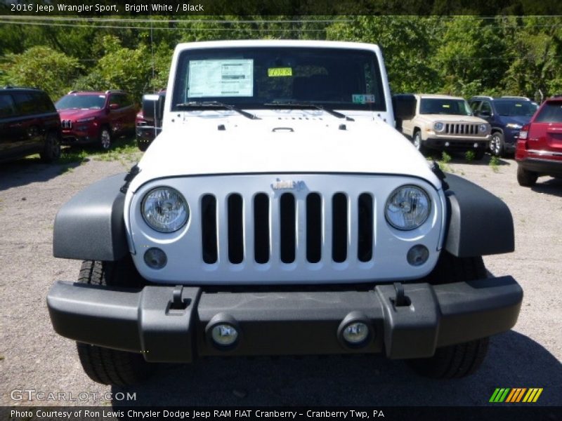 Bright White / Black 2016 Jeep Wrangler Sport
