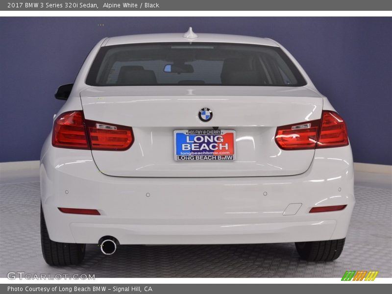 Alpine White / Black 2017 BMW 3 Series 320i Sedan