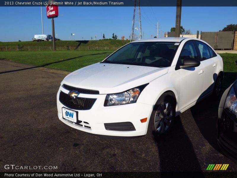 Summit White / Jet Black/Medium Titanium 2013 Chevrolet Cruze LS