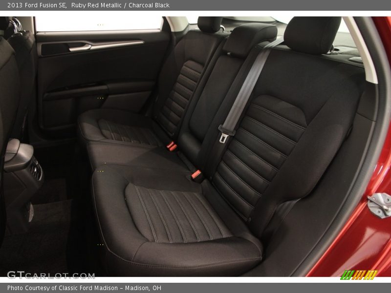 Ruby Red Metallic / Charcoal Black 2013 Ford Fusion SE