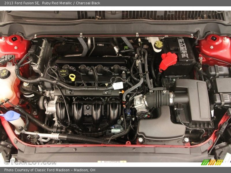 Ruby Red Metallic / Charcoal Black 2013 Ford Fusion SE