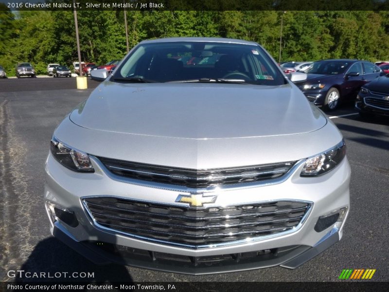 Silver Ice Metallic / Jet Black 2016 Chevrolet Malibu LT