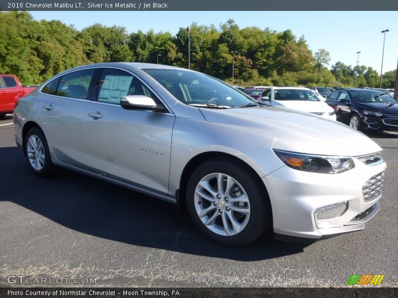 Silver Ice Metallic / Jet Black 2016 Chevrolet Malibu LT