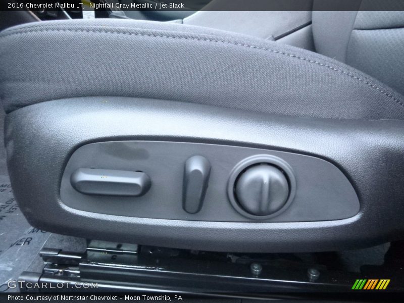 Nightfall Gray Metallic / Jet Black 2016 Chevrolet Malibu LT