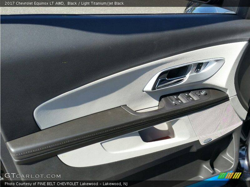 Black / Light Titanium/Jet Black 2017 Chevrolet Equinox LT AWD