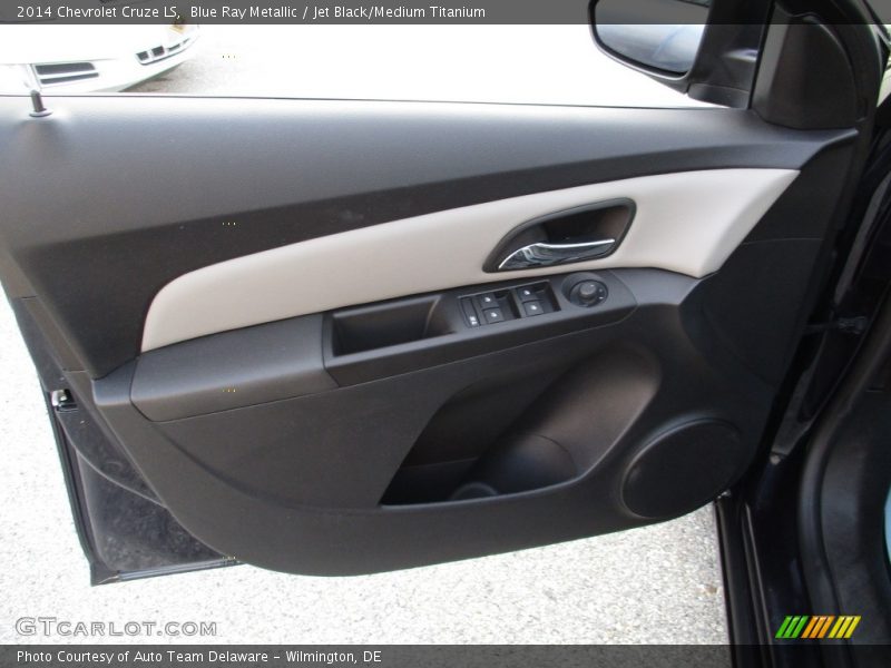 Blue Ray Metallic / Jet Black/Medium Titanium 2014 Chevrolet Cruze LS