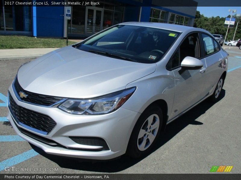 Silver Ice Metallic / Jet Black 2017 Chevrolet Cruze LS