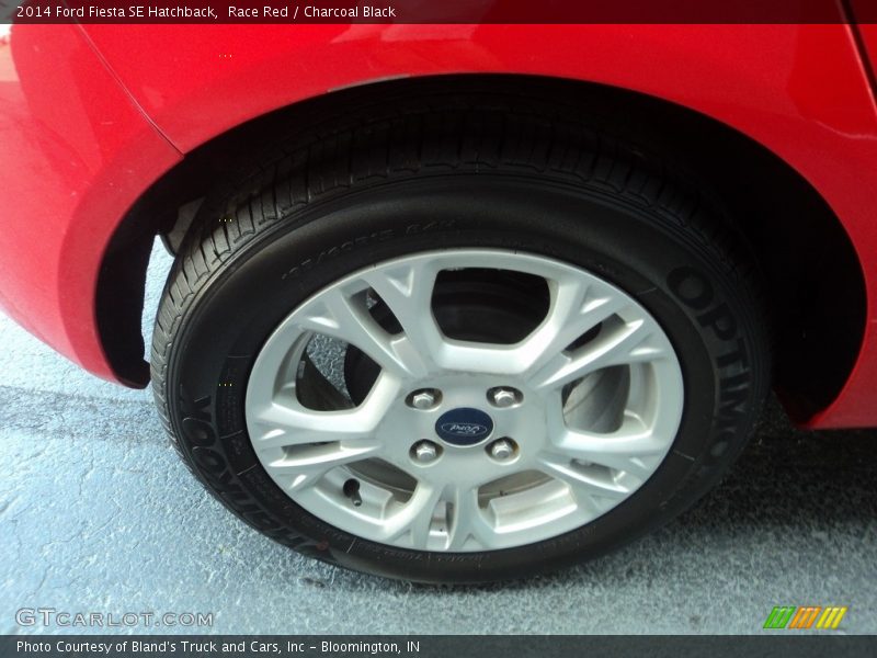Race Red / Charcoal Black 2014 Ford Fiesta SE Hatchback
