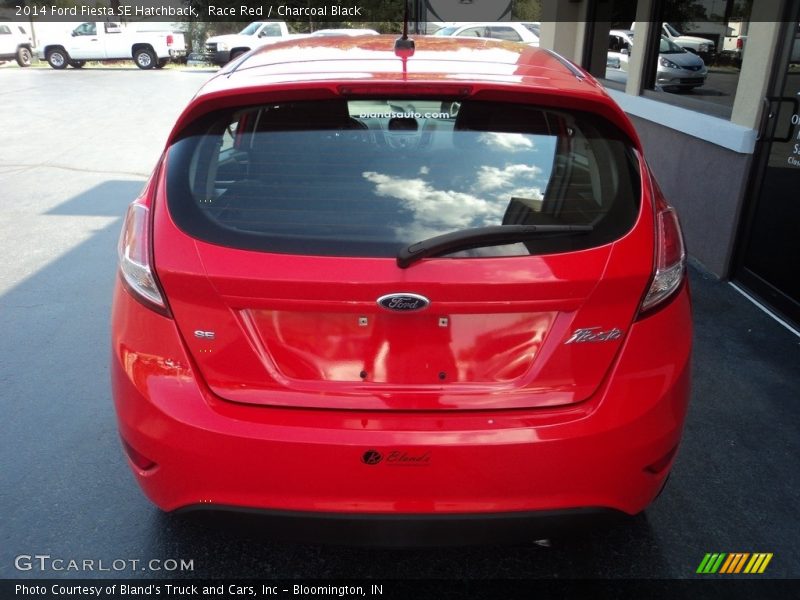 Race Red / Charcoal Black 2014 Ford Fiesta SE Hatchback