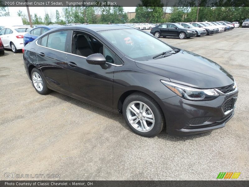 Tungsten Metallic / Jet Black 2016 Chevrolet Cruze LT Sedan