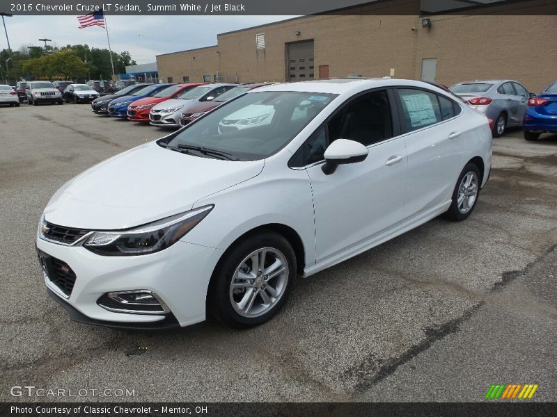 Summit White / Jet Black 2016 Chevrolet Cruze LT Sedan