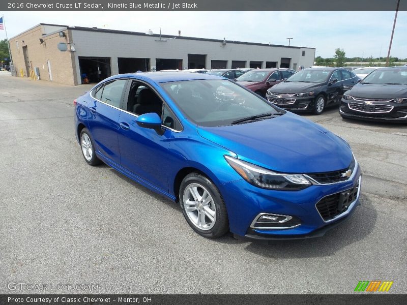 Kinetic Blue Metallic / Jet Black 2016 Chevrolet Cruze LT Sedan