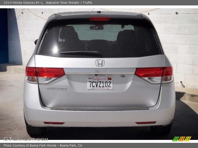Alabaster Silver Metallic / Truffle 2014 Honda Odyssey EX-L