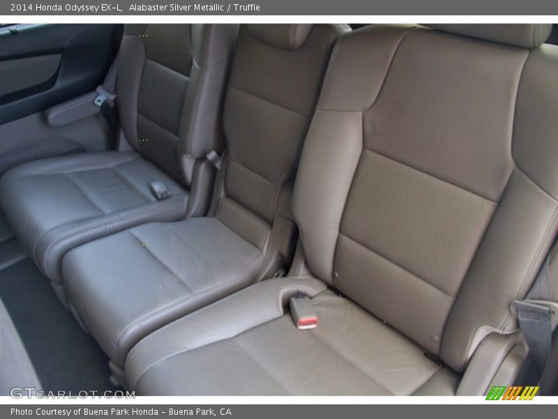 Alabaster Silver Metallic / Truffle 2014 Honda Odyssey EX-L