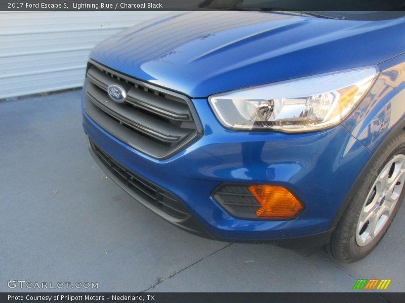 Lightning Blue / Charcoal Black 2017 Ford Escape S