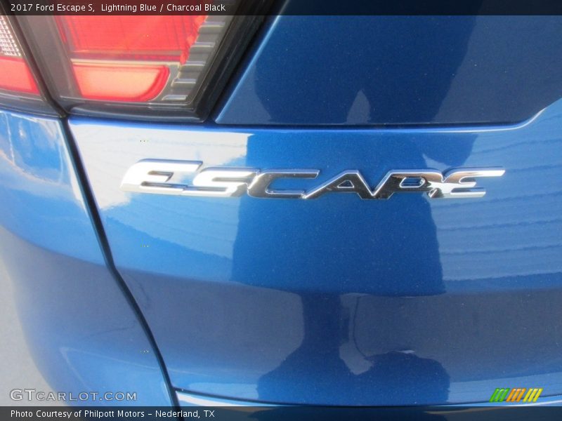 Lightning Blue / Charcoal Black 2017 Ford Escape S