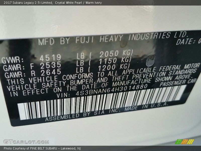 Crystal White Pearl / Warm Ivory 2017 Subaru Legacy 2.5i Limited
