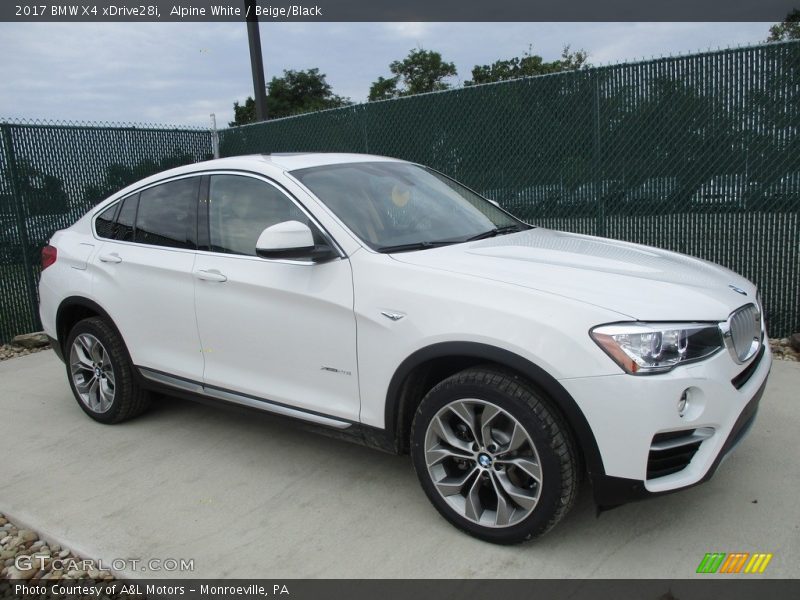 Alpine White / Beige/Black 2017 BMW X4 xDrive28i