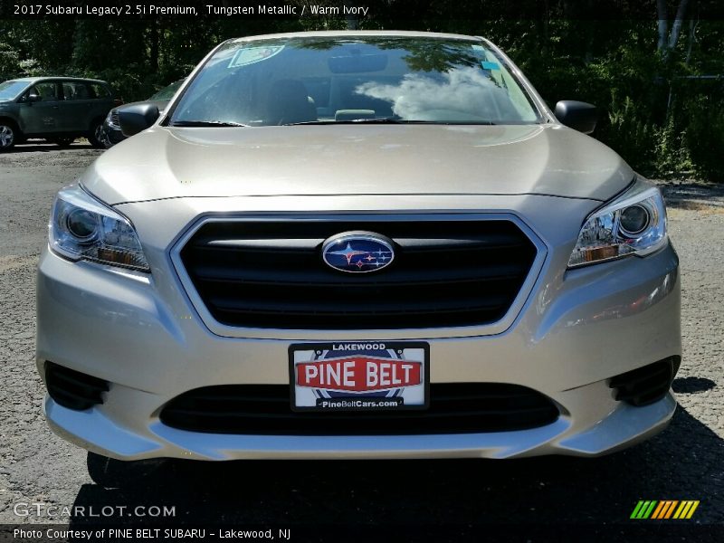 Tungsten Metallic / Warm Ivory 2017 Subaru Legacy 2.5i Premium