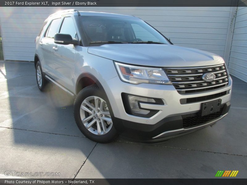 Ingot Silver / Ebony Black 2017 Ford Explorer XLT