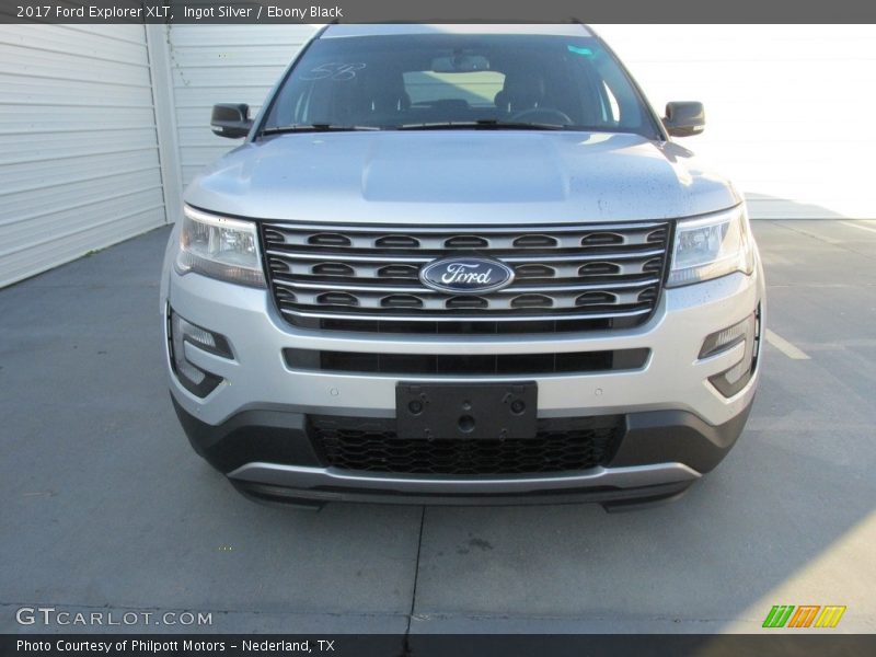 Ingot Silver / Ebony Black 2017 Ford Explorer XLT