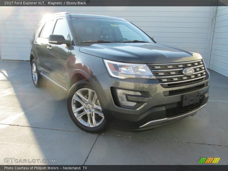 Magnetic / Ebony Black 2017 Ford Explorer XLT
