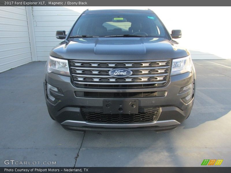 Magnetic / Ebony Black 2017 Ford Explorer XLT
