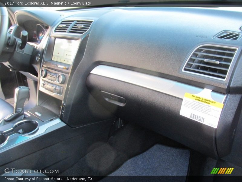 Magnetic / Ebony Black 2017 Ford Explorer XLT