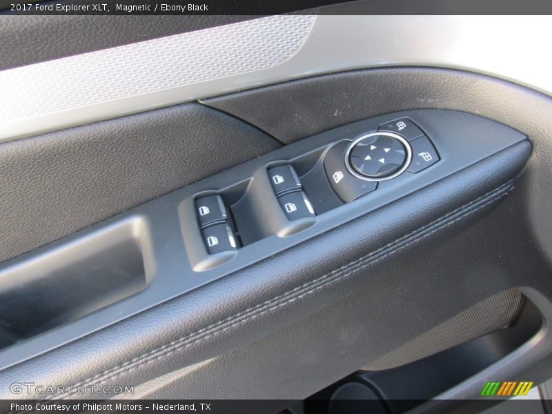 Magnetic / Ebony Black 2017 Ford Explorer XLT