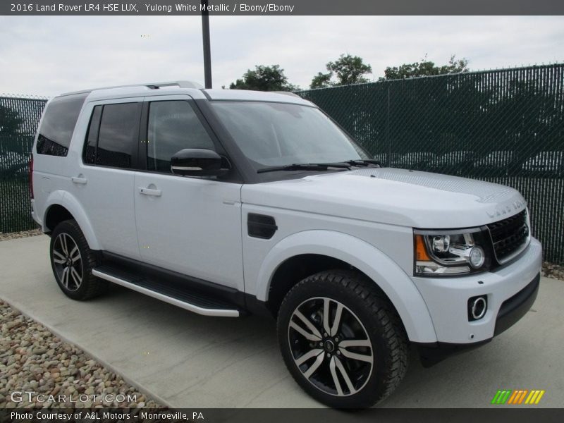 Yulong White Metallic / Ebony/Ebony 2016 Land Rover LR4 HSE LUX