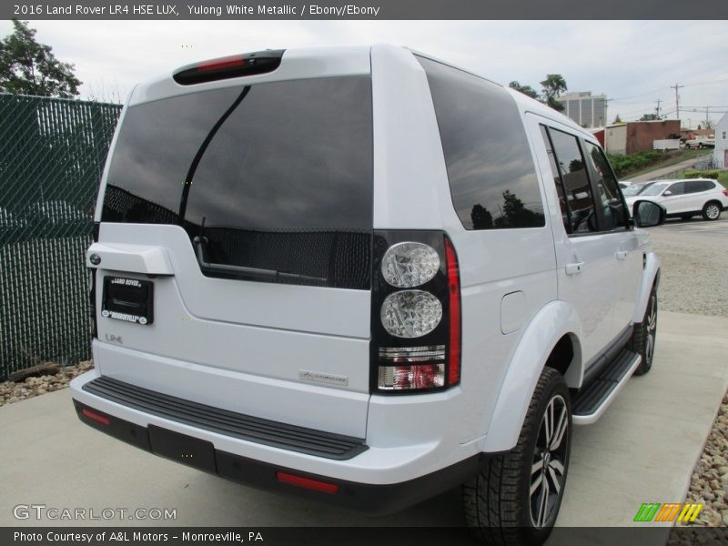 Yulong White Metallic / Ebony/Ebony 2016 Land Rover LR4 HSE LUX