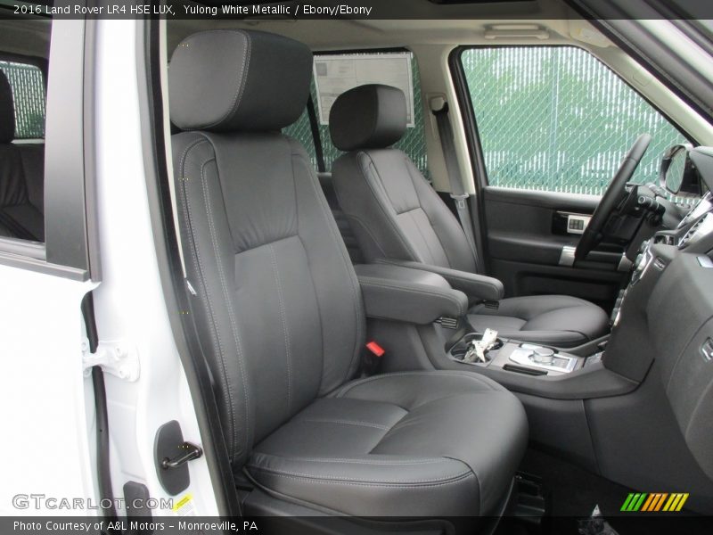 Yulong White Metallic / Ebony/Ebony 2016 Land Rover LR4 HSE LUX