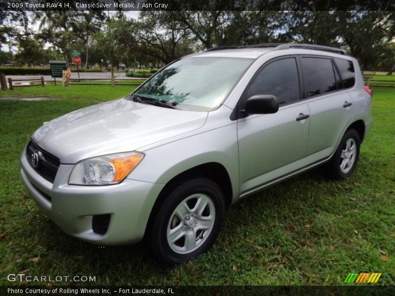 Front 3/4 View of 2009 RAV4 I4