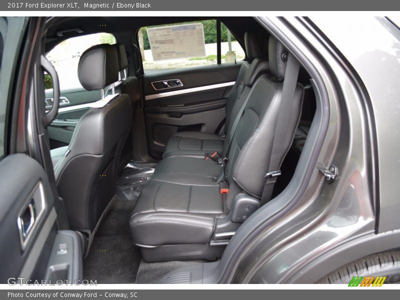 Magnetic / Ebony Black 2017 Ford Explorer XLT