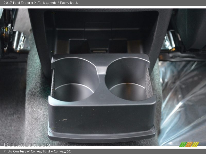 Magnetic / Ebony Black 2017 Ford Explorer XLT