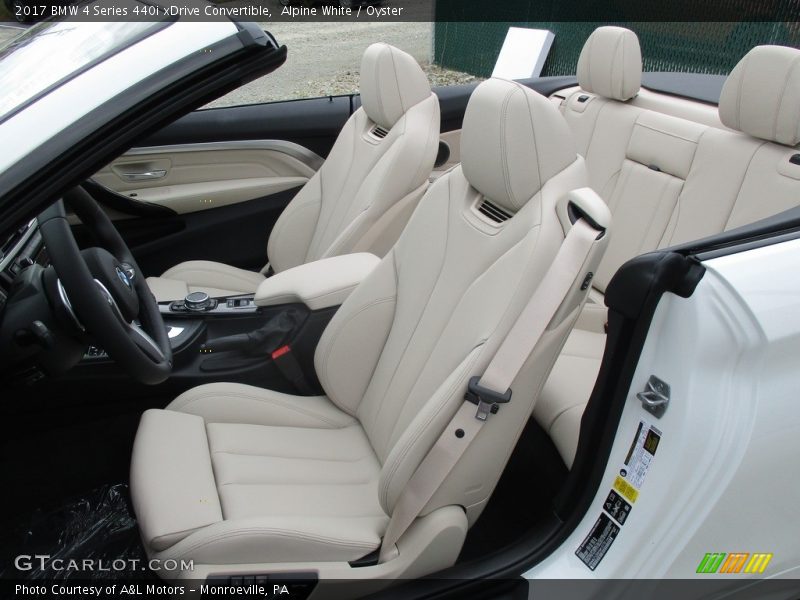  2017 4 Series 440i xDrive Convertible Oyster Interior