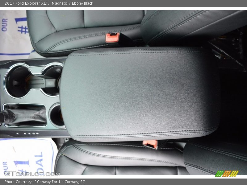 Magnetic / Ebony Black 2017 Ford Explorer XLT