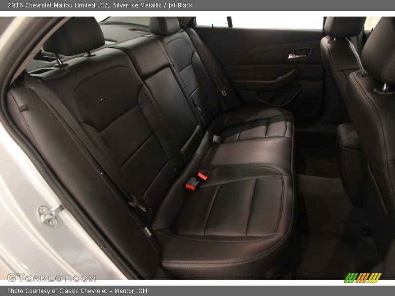 Silver Ice Metallic / Jet Black 2016 Chevrolet Malibu Limited LTZ