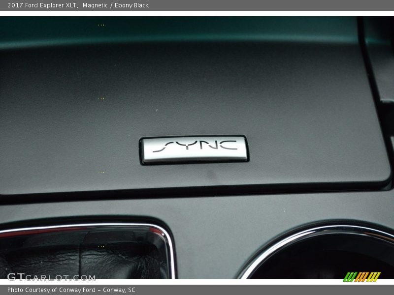 Magnetic / Ebony Black 2017 Ford Explorer XLT