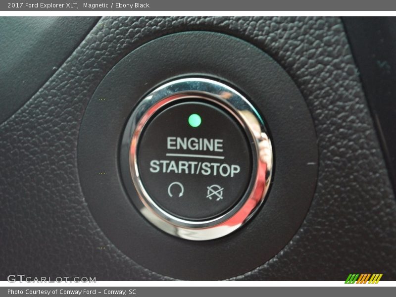 Magnetic / Ebony Black 2017 Ford Explorer XLT