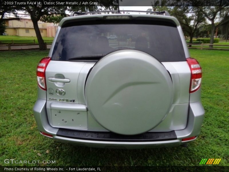 Classic Silver Metallic / Ash Gray 2009 Toyota RAV4 I4