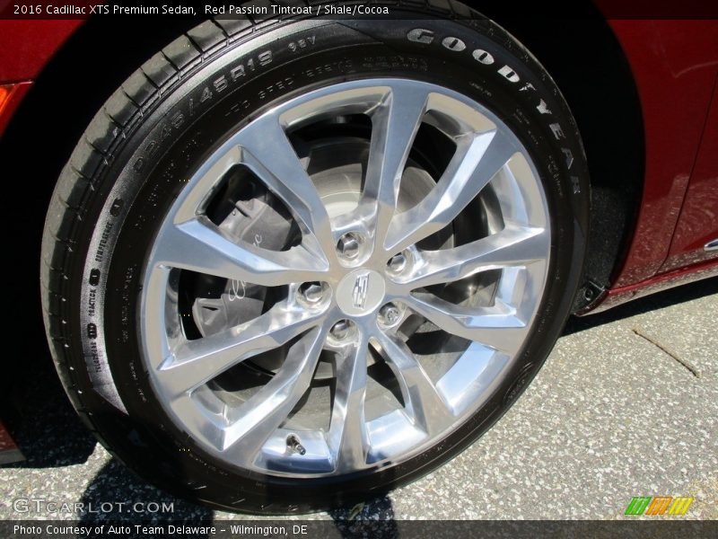  2016 XTS Premium Sedan Wheel