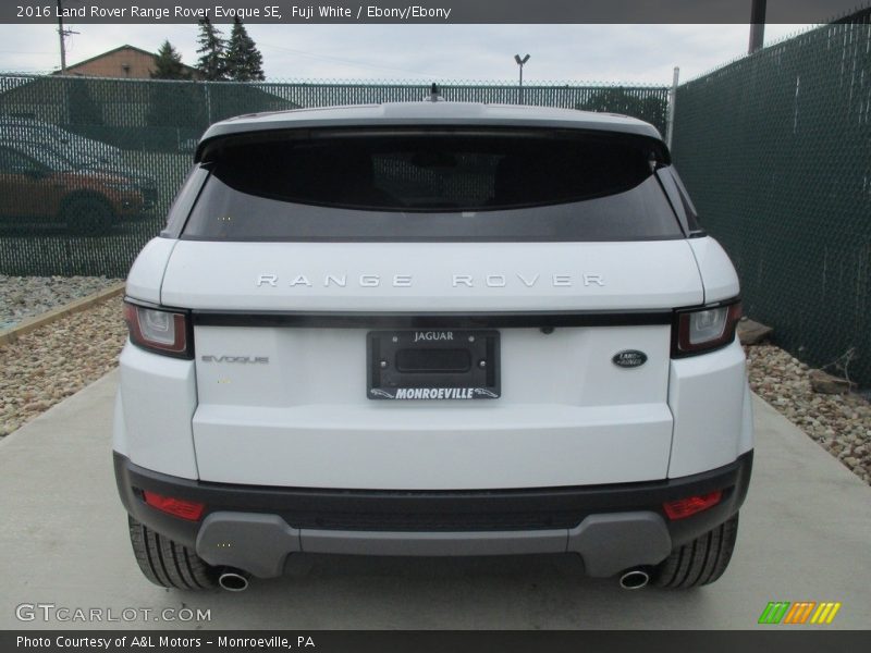 Fuji White / Ebony/Ebony 2016 Land Rover Range Rover Evoque SE