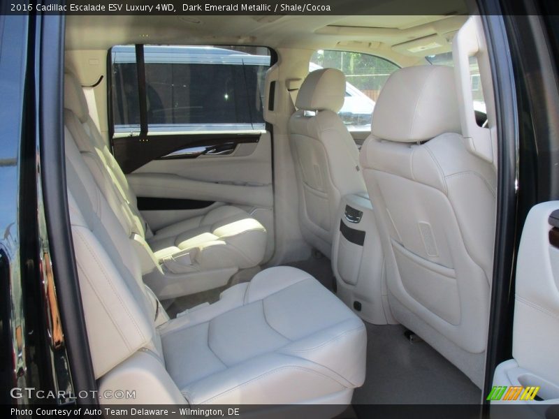 Dark Emerald Metallic / Shale/Cocoa 2016 Cadillac Escalade ESV Luxury 4WD