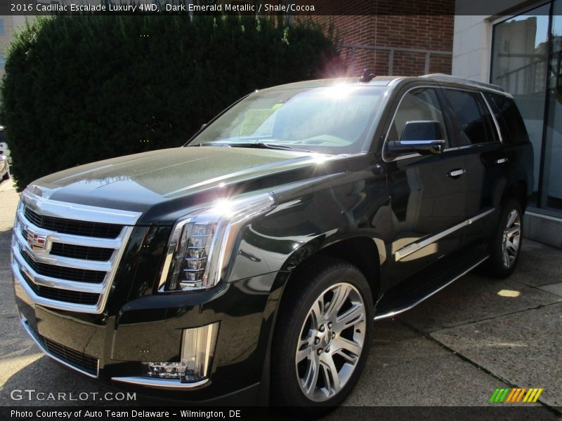 Dark Emerald Metallic / Shale/Cocoa 2016 Cadillac Escalade Luxury 4WD