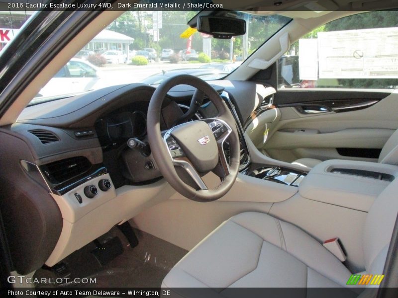 Dark Emerald Metallic / Shale/Cocoa 2016 Cadillac Escalade Luxury 4WD