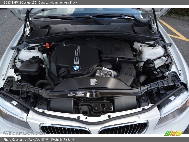 Alpine White / Black 2013 BMW 1 Series 135i Coupe