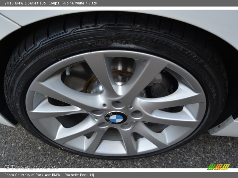 Alpine White / Black 2013 BMW 1 Series 135i Coupe