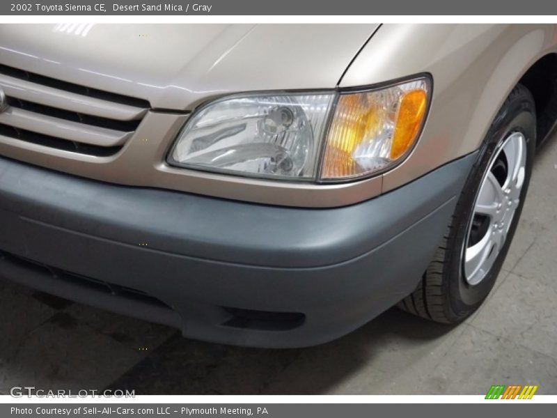 Desert Sand Mica / Gray 2002 Toyota Sienna CE