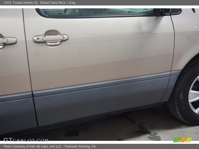 Desert Sand Mica / Gray 2002 Toyota Sienna CE